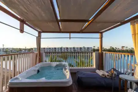 Sunrise Crystal Bay Resort -Grand Select - 80