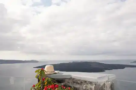 Loucas on the Cliff - 27