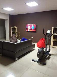 Hostel Happy House на Холмогорова - 6