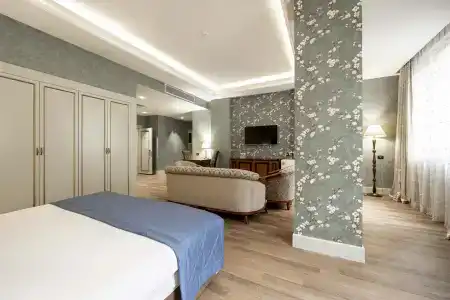 Sapphire Inn - 38