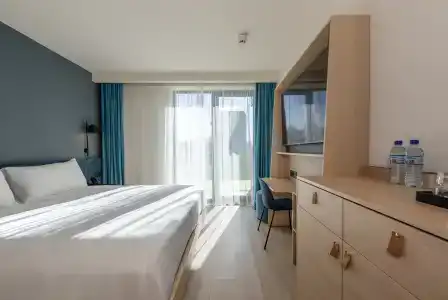 Hampton by Hilton Center - 11