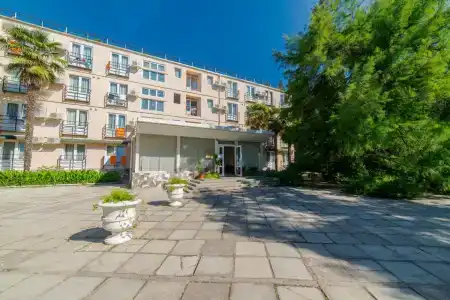 Курортный отель Ателика Карасан 2** - 2