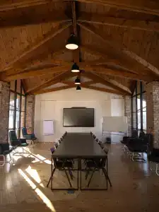 Dilijani Tun & Restaurant - 12