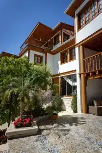 WOO Town Suites - 6