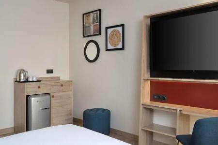 Hampton By Hilton Tashkent - 57