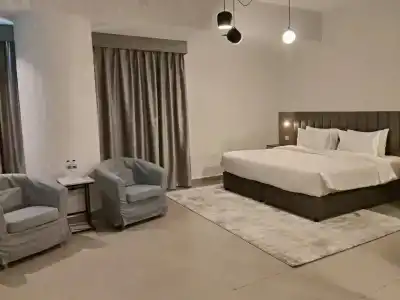 Best Western Plus Dubai Academic City - 27