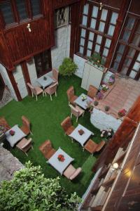 Old Castle Boutique - 12