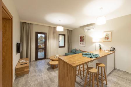 Dorman Suites - 77