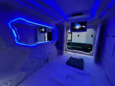 Galaxy inn Luxury hostel - 4