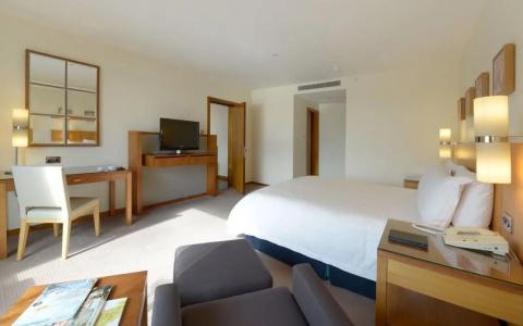Canary Riverside Plaza - 37