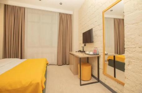 Twelve Inn - 42
