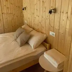 Загородный дом в окружении леса - 7