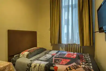 Erenler & Hostel - 58
