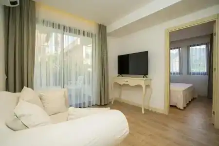 Channel Suites - 19