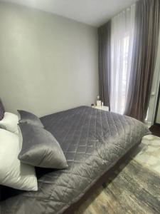 Silver House - 56
