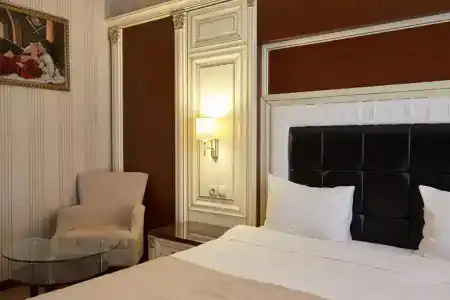 Boulevard Side - 42