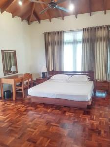Reethi Beach Resort - 8
