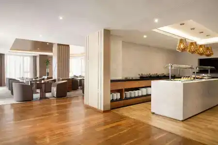 Wyndham Garden - 40
