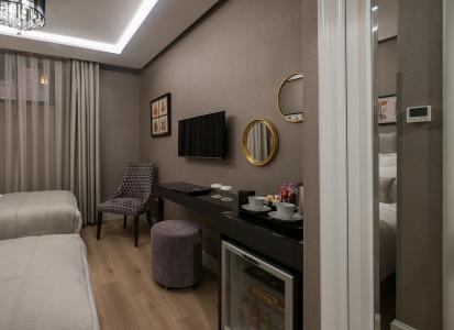 Le Petit Palace - Special Category - 28