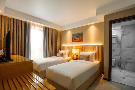 Marjan Plaza - 27