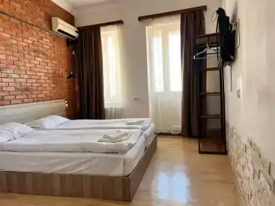 Tbil Inn - 8