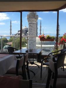 Lapis Inn & Spa ( Ex. Ambassador) - 7
