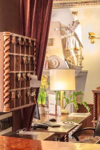 The King Charles - 6
