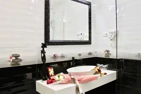 Galeria Valeria Seaside Downtown - MAG Quaint & Elegant Boutiques - 145