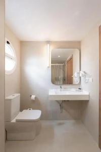 Rh Riviera - Adults Only - 26