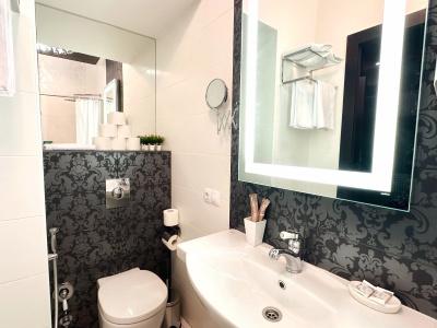 Minin Apts - 11