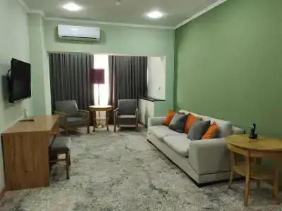 Le Grande Plaza - 17