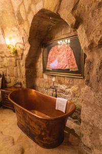 Solo Cave Suites - 4