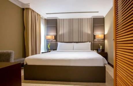 Dubai Marine Beach Resort & Spa - 72