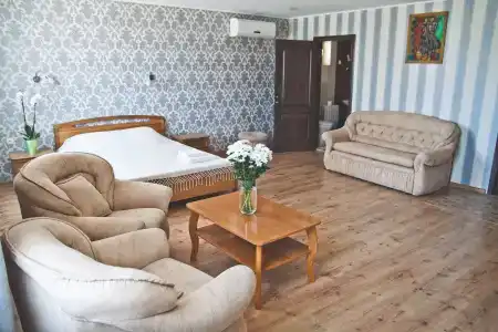 Travel House - 5