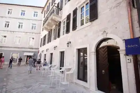 Boutique Astoria - 0