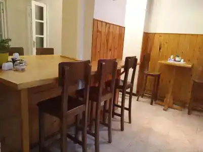 Hostel Bivouac - 5