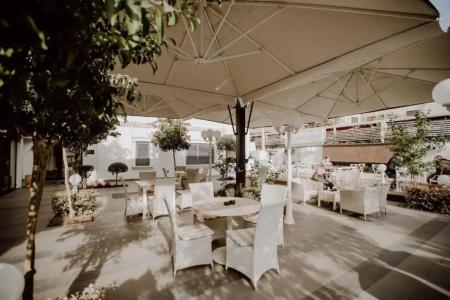 Green House & Restaurant - 19