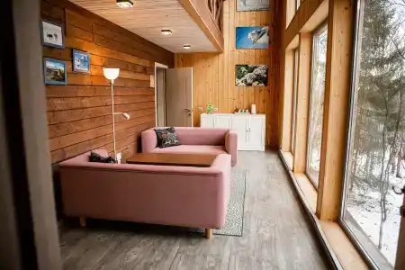 Arctic Home - 13