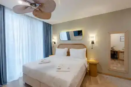 MiraMar Luxury Residences - 15