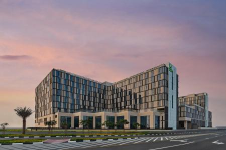 Holiday Inn Dubai Al-Maktoum Airport, An Ihg - 44