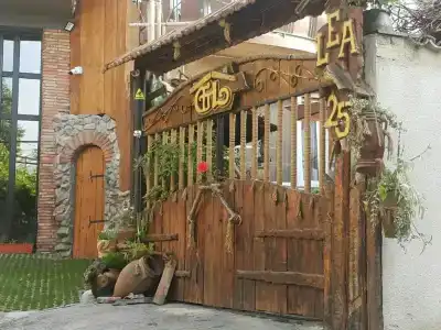 Lea Guest House - 0