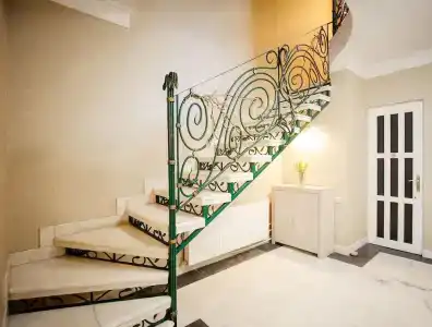 Toma's House - 25