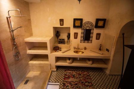 Riad Ta'achchaqa - 104