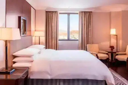 Sheraton Oman - 11