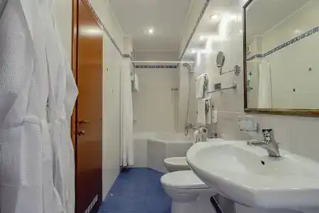 Левант - 46