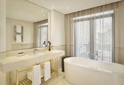 The Alexander, A Luxury Collection - 44