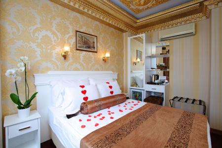 Golden Horn - 49