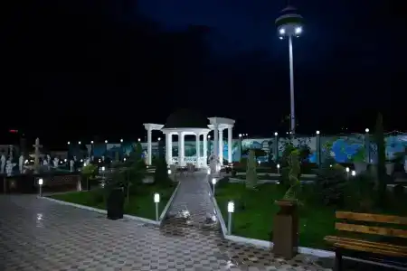 Александр - 20