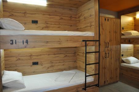 Full House & Capsule Hostel, Rivne - 3