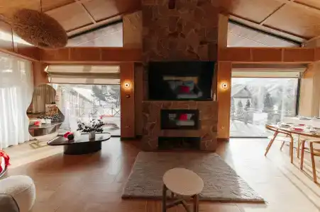 Residence - 12